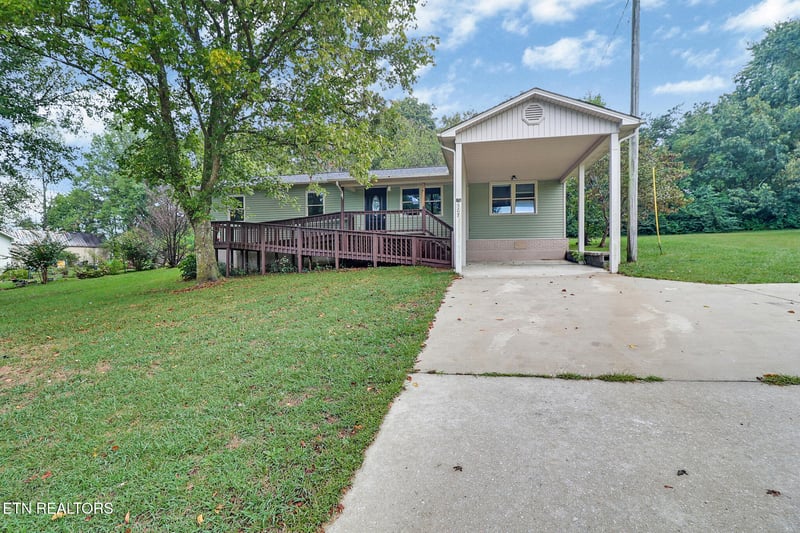 567 Prentice St, Crossville, TN 38555