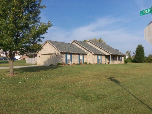 5670 W J Riley Rd, Greenback, TN 37742