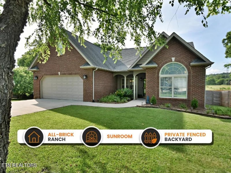 5675 Autumn Creek Dr, Knoxville, TN 37924
