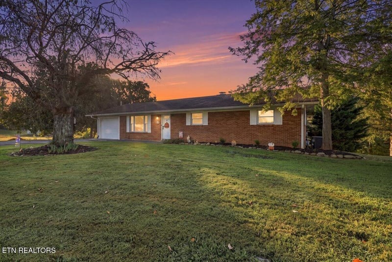 5681 Loudon Ridge Rd, Lenoir City, TN 37771