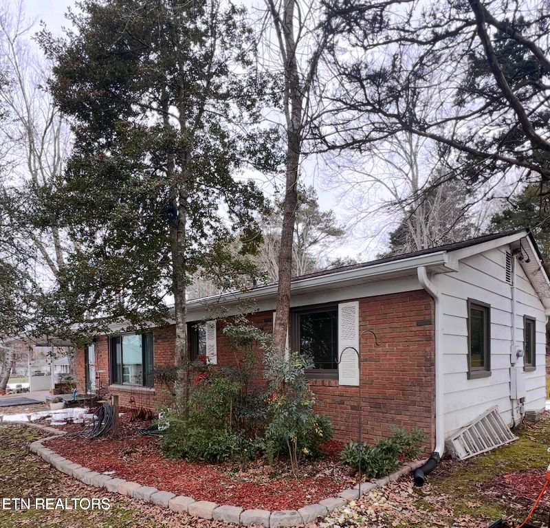 5700 Brown Gap Rd, Knoxville, TN 37918