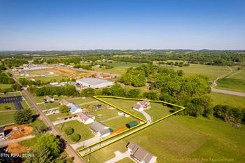 5703 Old Niles Ferry Pike, Greenback, TN 37742