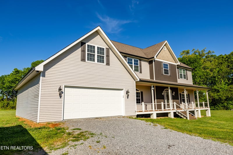 5703 Old Niles Ferry Pike, Greenback, TN 37742