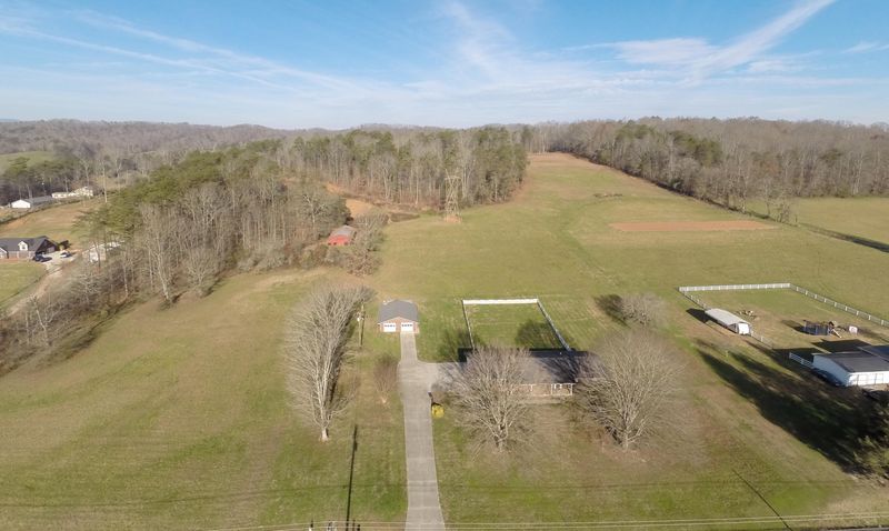 5704 Hickory Valley Rd, Heiskell, TN 37754