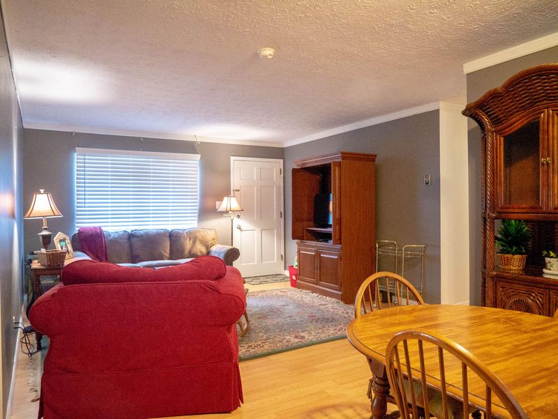 5705 Mondale Rd, Knoxville, TN 37912
