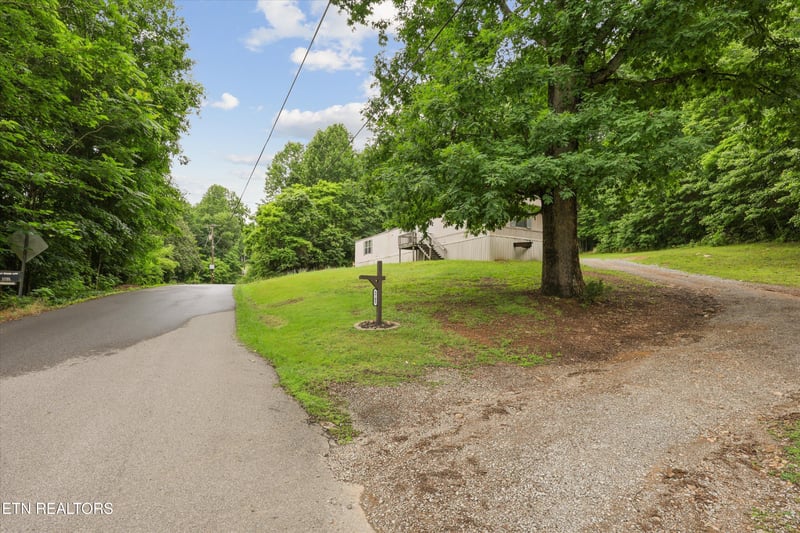 5705 Salem Church Rd, Knoxville, TN 37938