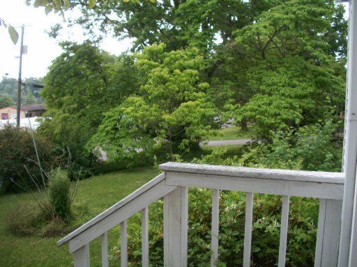 5709 Eldridge Rd, Knoxville, TN 37918