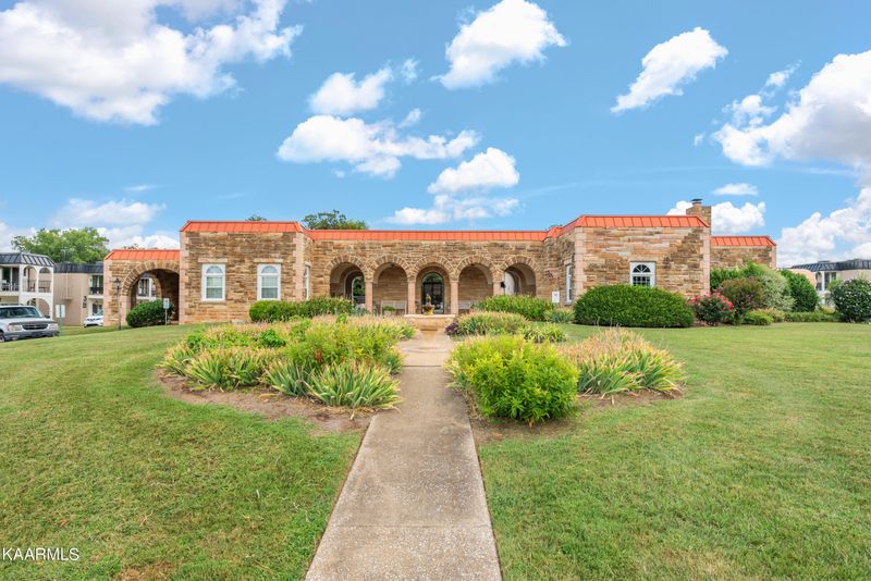 5709 Lyons View Pike #2203, Knoxville, TN 37919