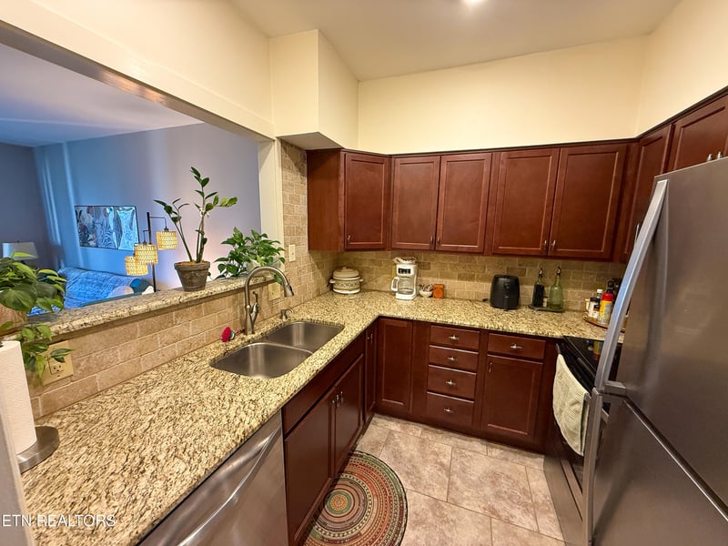 5709 Lyons View Pike #4104, Knoxville, TN 37919