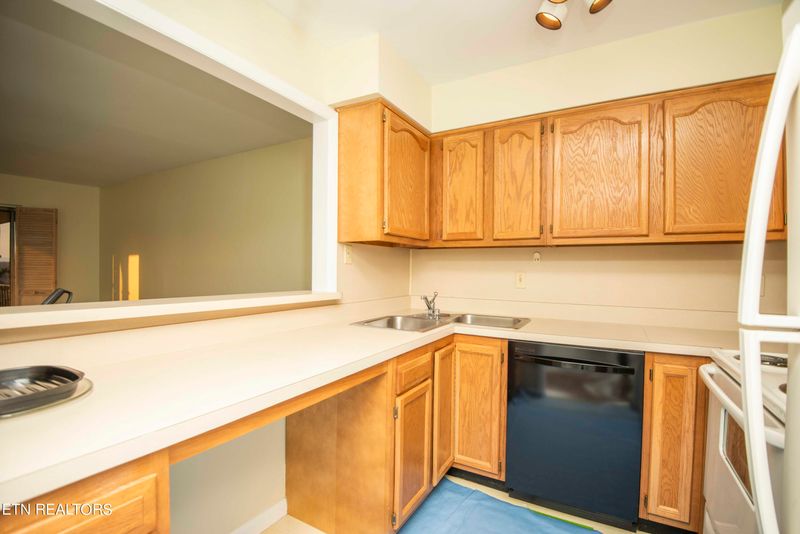5709 Lyons View Pike #5301, Knoxville, TN 37919