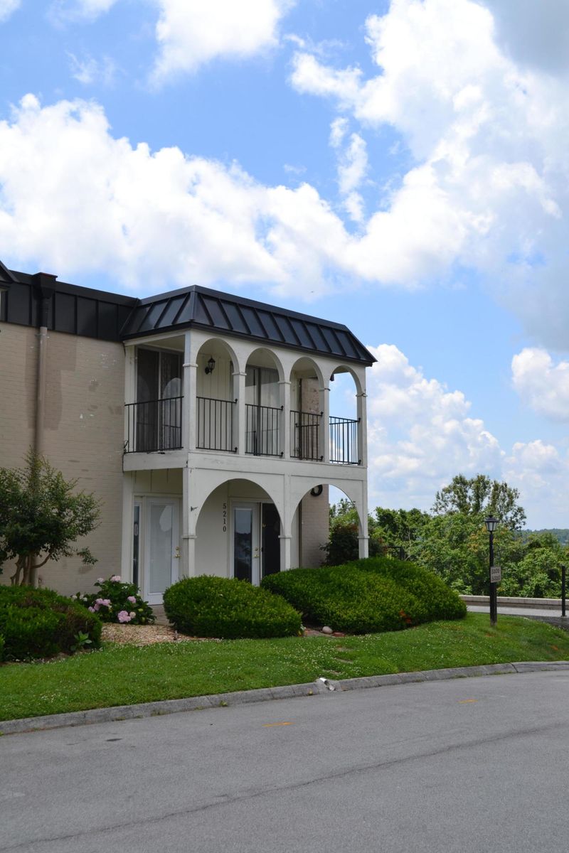 5709 Lyons View Pike #Apt 5310, Knoxville, TN 37919