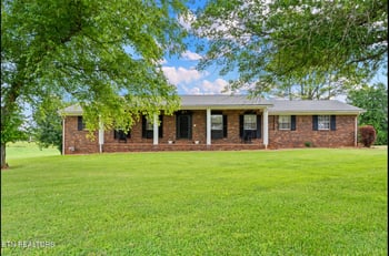 571 Calhoun Dr, Greenback, TN 37742