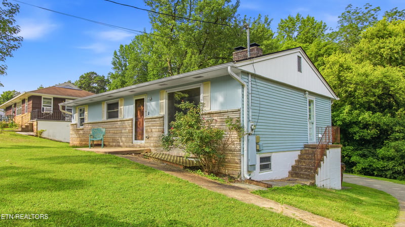 5711 Cilla Rd, Knoxville, TN 37920