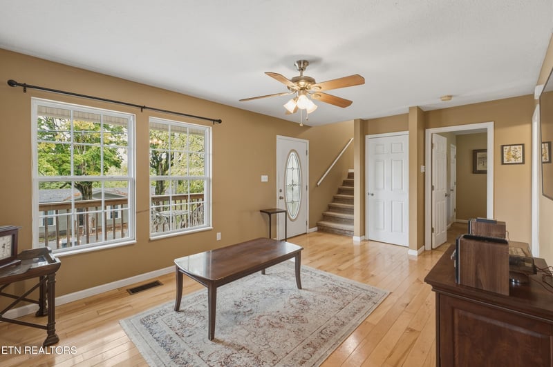 5712 Aster Rd, Knoxville, TN 37918