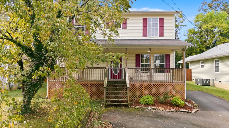 5712 Aster Rd, Knoxville, TN 37918
