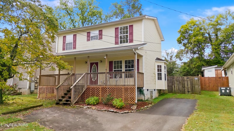 5712 Aster Rd, Knoxville, TN 37918
