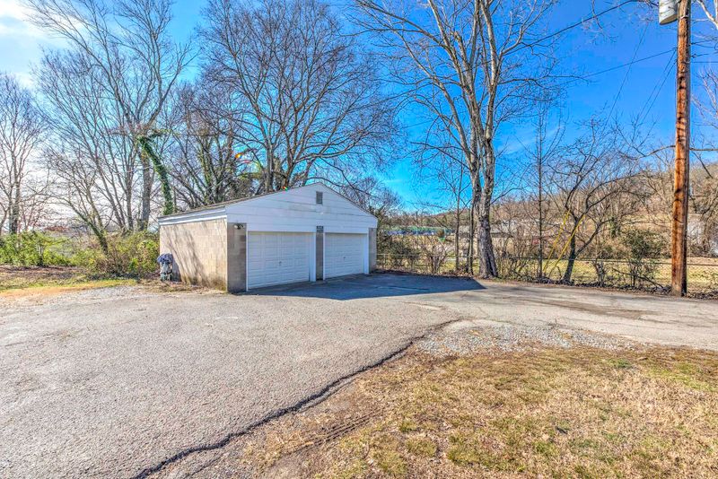 5715 Jacksboro Pike, Knoxville, TN 37918