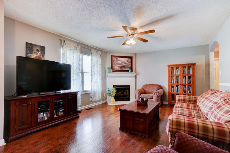 5717 Quail Run Dr, Maryville, TN 37804