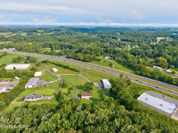 572 S Union Grove Rd, Friendsville, TN 37737