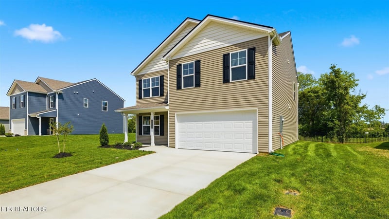 572 White Oak Ln, Vonore, TN 37885