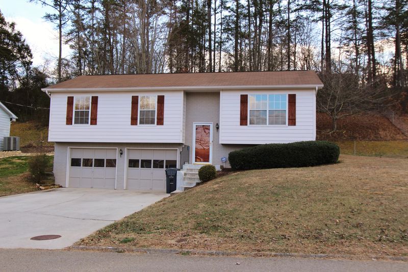 5720 Acapulco Ave, Knoxville, TN 37921