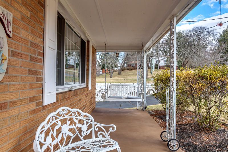 5721 Frontier Tr, Knoxville, TN 37920