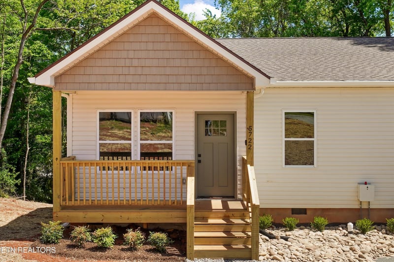 57225724 Wallwood Rd, Knoxville, TN 37912