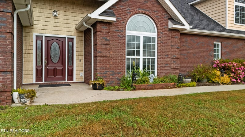 5728 Hickory Valley Rd, Heiskell, TN 37754