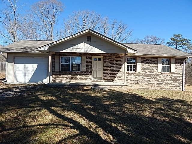 573 Pine Ridge Rd, Harriman, TN 37748