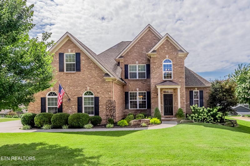 5731 Enchanted Ln, Knoxville, TN 37918