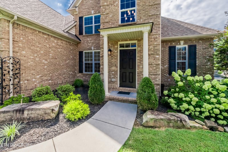 5731 Enchanted Ln, Knoxville, TN 37918