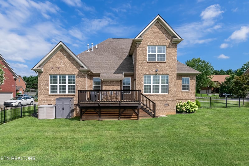 5731 Enchanted Ln, Knoxville, TN 37918