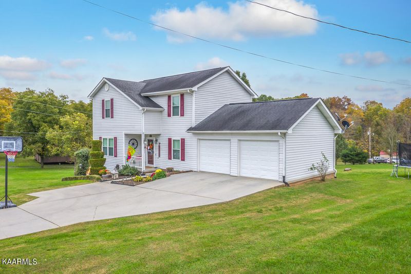 5735 Long Creek Rd, Morristown, TN 37813