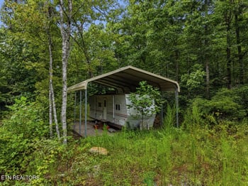 574 River Rd, Crossville, TN 38572