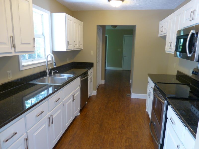 575 Upper Meadows Rd, Pleasant Hill, TN 38578