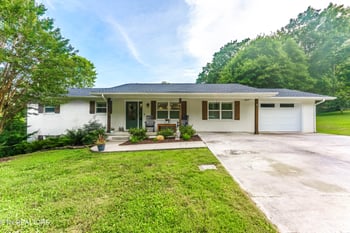 577 Stephens Rd, Rocky Top, TN 37769