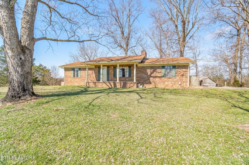 5784 U S 411, Madisonville, TN 37354