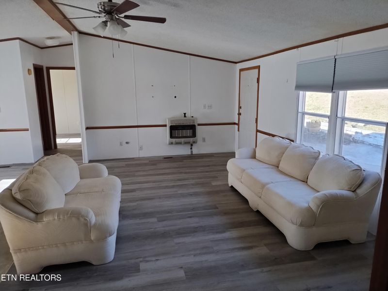 5790 N 2nd St, Russellville, TN 37860