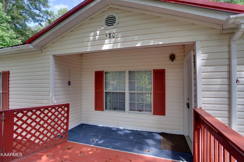 580 Sulphur Springs Rd, Clinton, TN 37716