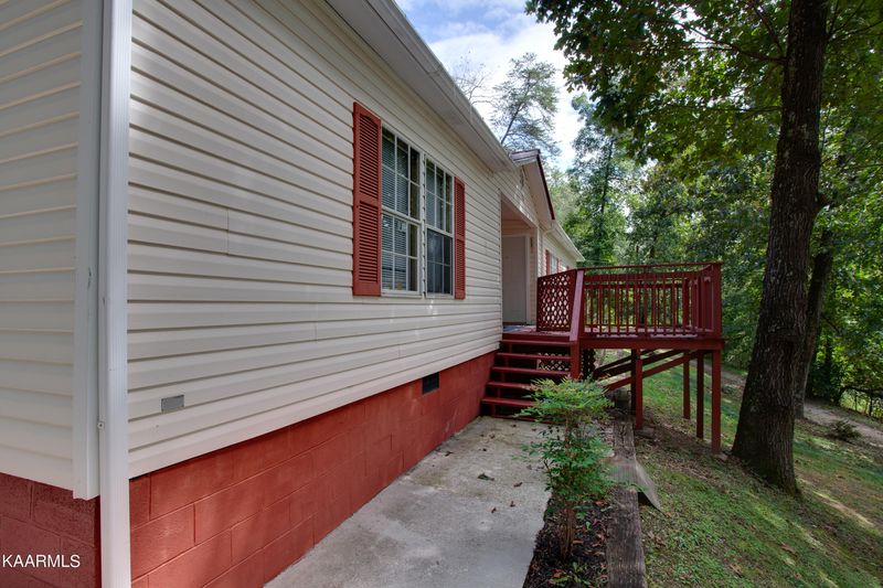 580 Sulphur Springs Rd, Clinton, TN 37716