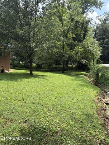 5800 Fountain Rd, Knoxville, TN 37918