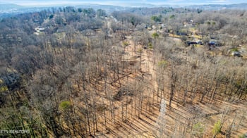 5800 Parkdale Rd, Knoxville, TN 37912