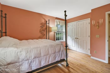 5804 Genesis Rd, Crossville, TN 38571