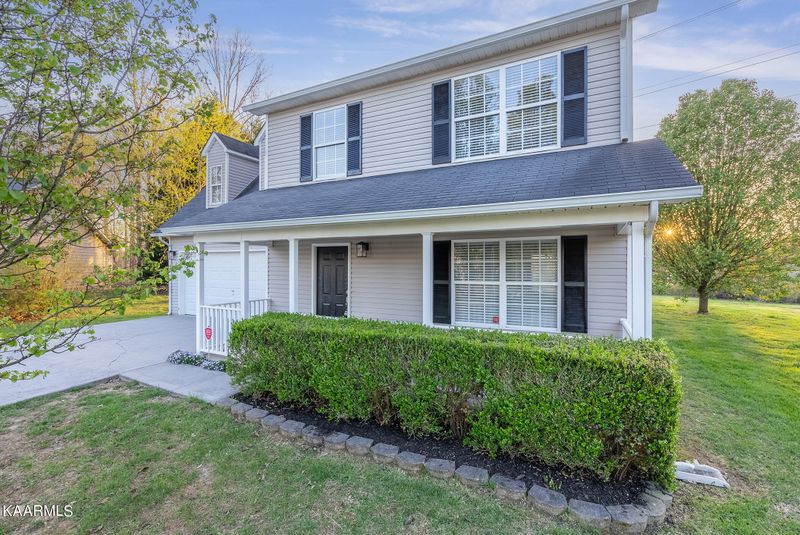 5805 Pine Needle Ln, Knoxville, TN 37921