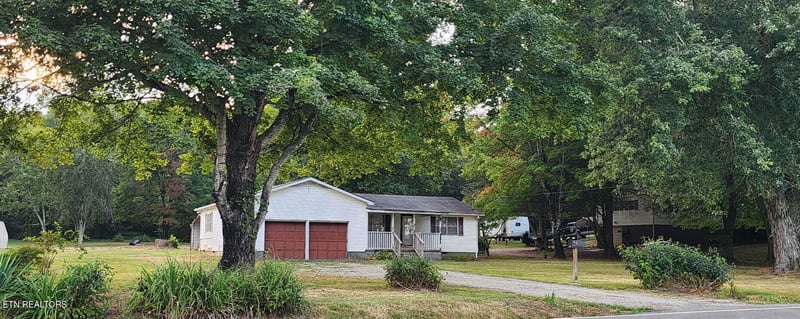 5807 Maloneyville Rd, Corryton, TN 37721