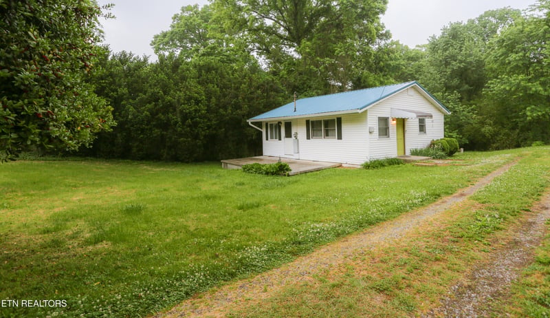 5811 Primus Rd, Knoxville, TN 37912