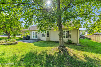 5817 Shelley Dr, Knoxville, TN 37909