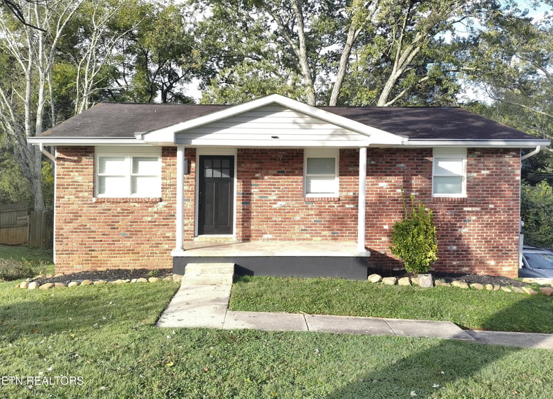 5819 Wilkerson Rd, Knoxville, TN 37912