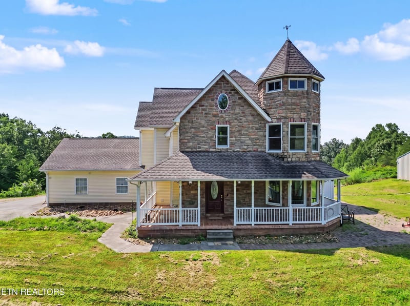 582 Bethlehem Rd, Madisonville, TN 37354