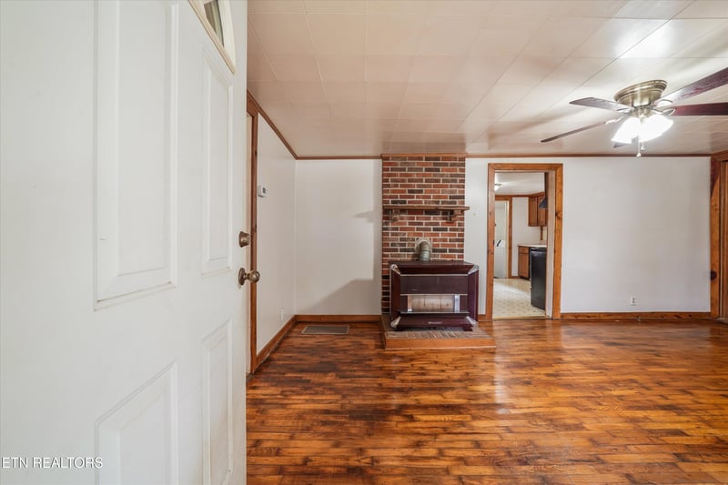 5821 Thorn Grove Pike, Knoxville, TN 37914